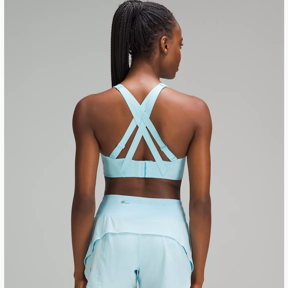 NWT lululemon Energy Bra
High Support